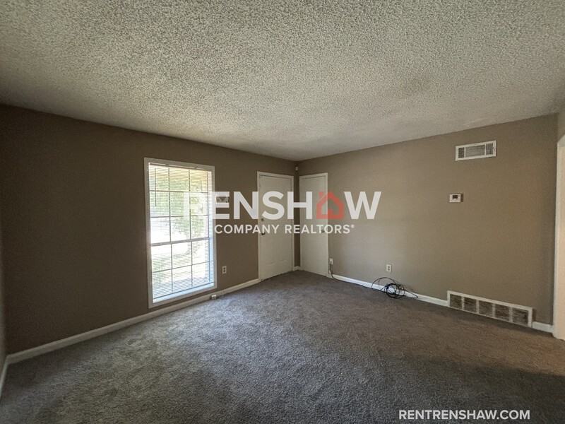 3367 Redcliff Dr - Photo 3 of 15