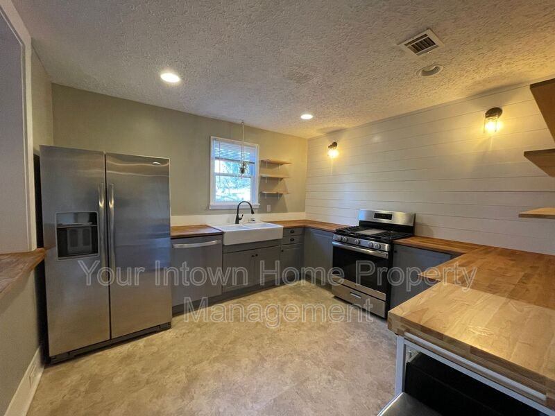 144 Ormond St Se - Photo 2 of 29
