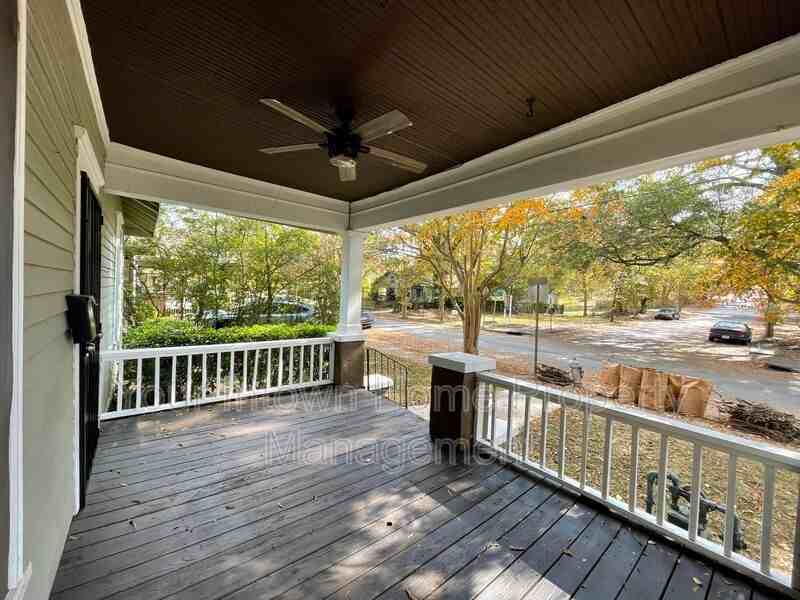 144 Ormond St Se - Photo 6 of 29