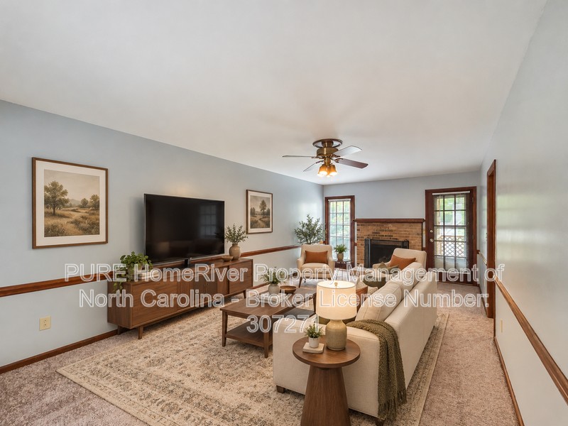 9444 Stately Oak Ln - Photo 2 of 28