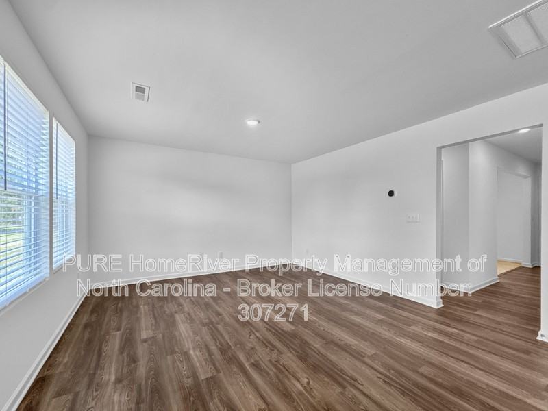 111 Weller Ln - Photo 7 of 26