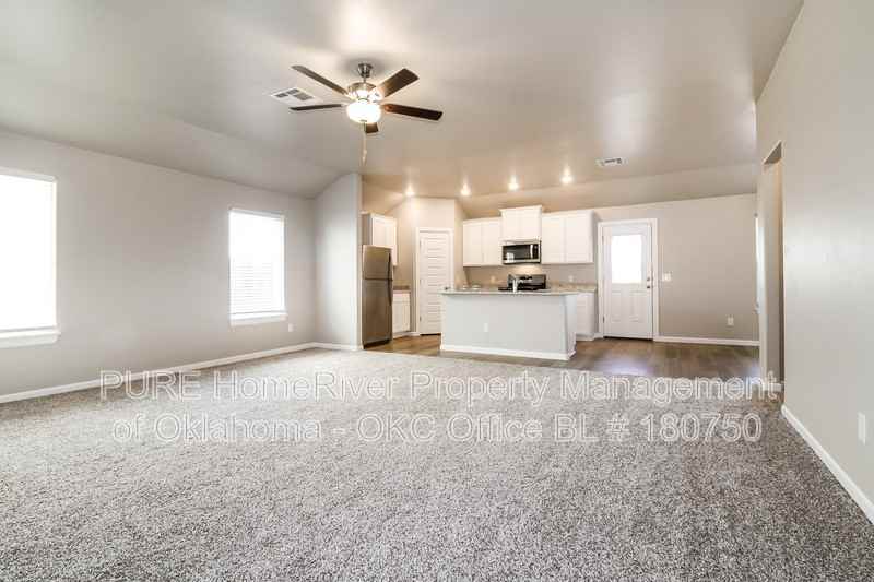 1608 Ruby Dr - Photo 4 of 25