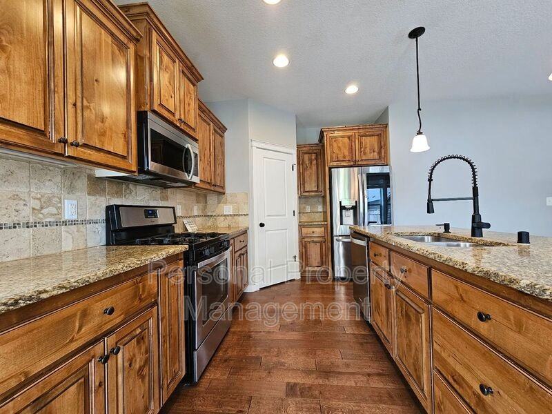 4522 Ne 91st Way - Photo 6 of 26