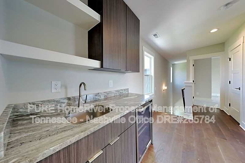 2713 Torbett St #C - Photo 2 of 25