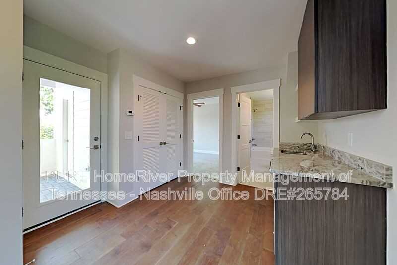 2713 Torbett St #C - Photo 5 of 25
