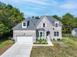 featured image of 631 Silva Ln