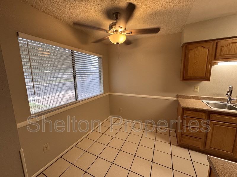 10103 N 97th Ave #B - Photo 5 of 19