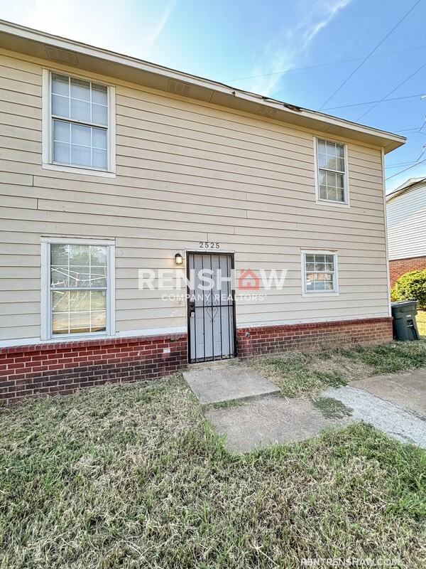 2525 Rozelle St - Photo 2 of 23