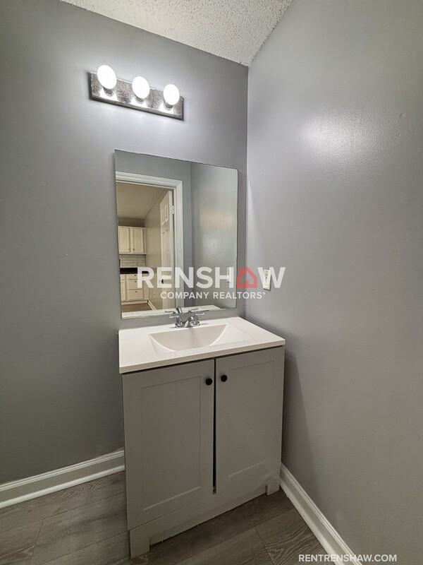 2525 Rozelle St - Photo 7 of 23