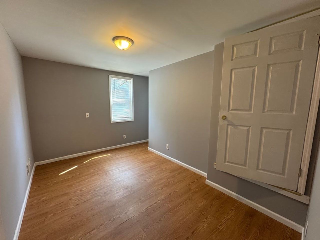 53 Bates St 1 & 2 - Photo 6 of 34