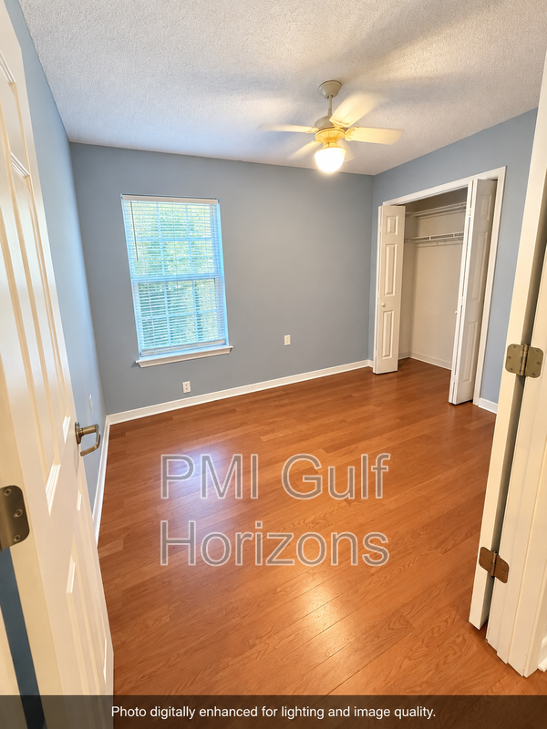 1310 Sunrunner Pl - Photo 4 of 16