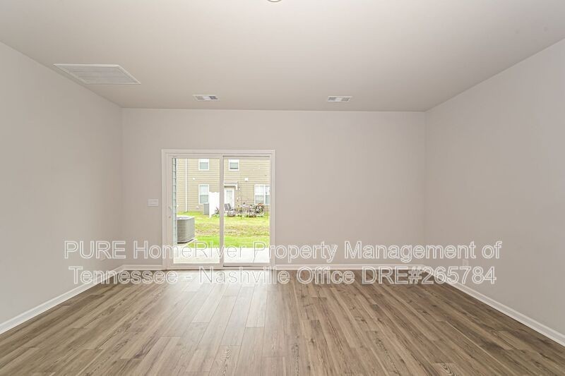 405 Augustine Dr - Photo 6 of 19