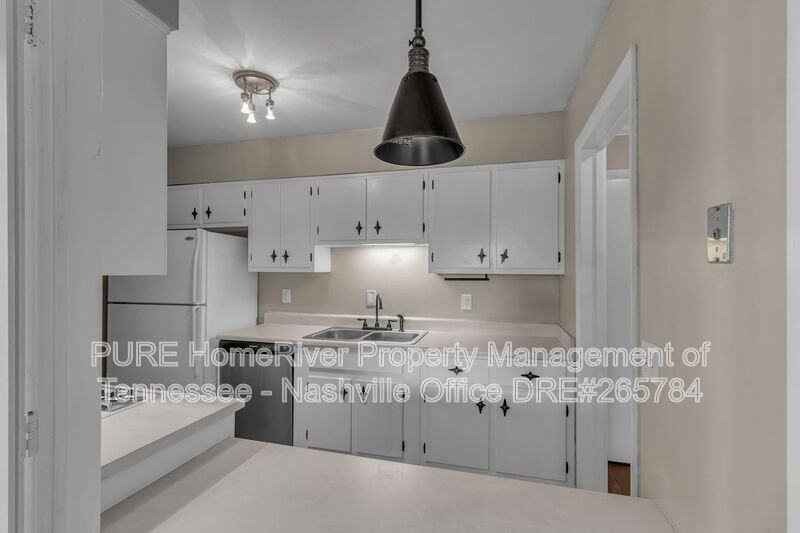 1302 Doctor Martin Luther King Jr Blvd #34 - Photo 5 of 22