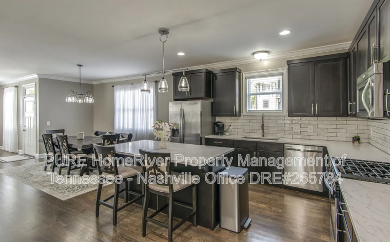 903 Cheatham Pl - Photo 6 of 22