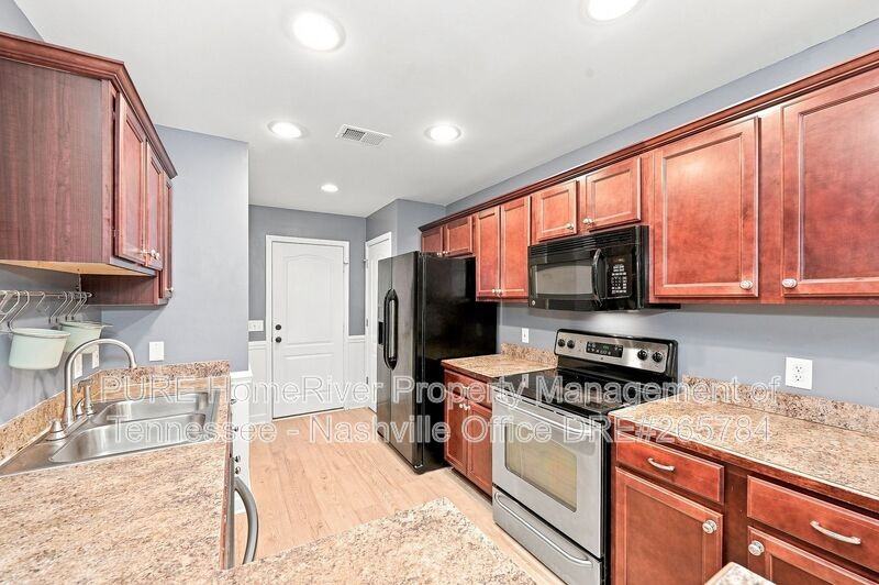 3732 Montgomery Way - Photo 2 of 16