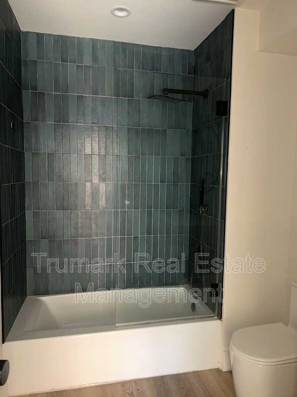 609 E Garfield Ave #A - Photo 5 of 8