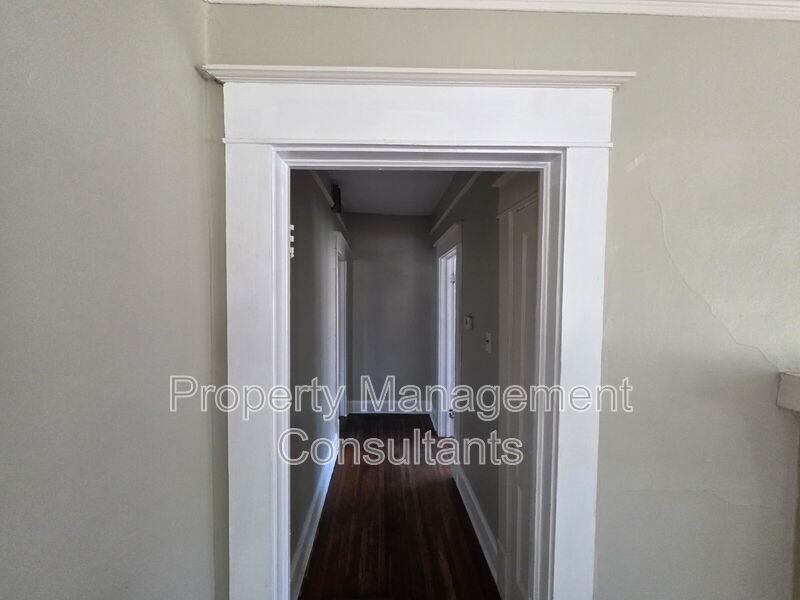 727 Sherrod Ave #A - Photo 4 of 9