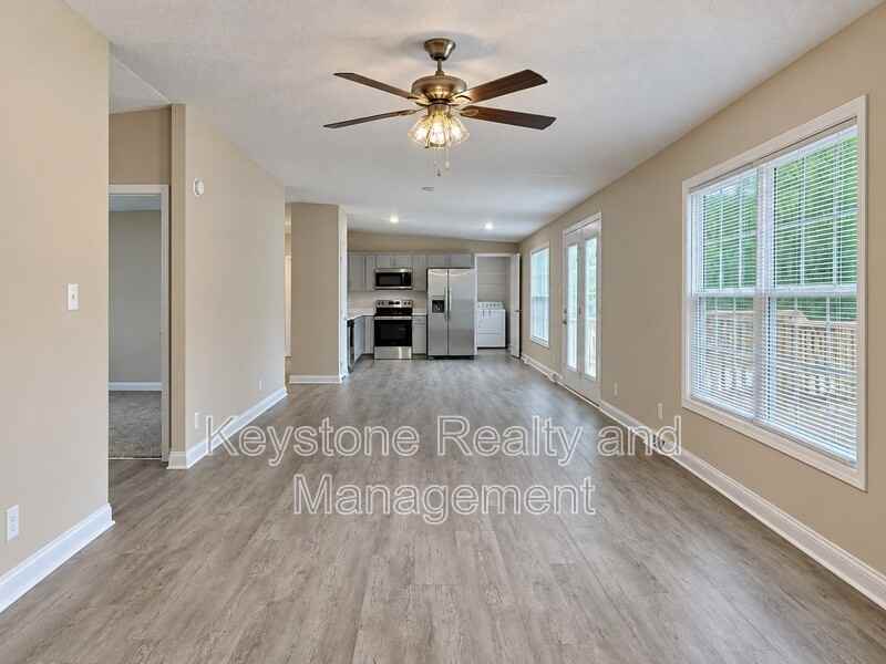9346 Pembroke Oak Grove Rd - Photo 3 of 16
