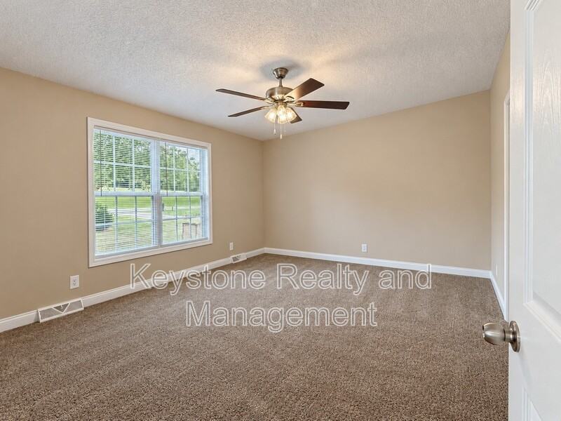 9346 Pembroke Oak Grove Rd - Photo 7 of 16