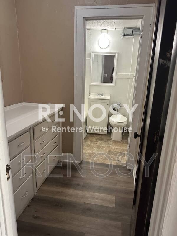 3607 Ingersoll Ave #111 - Photo 2 of 8