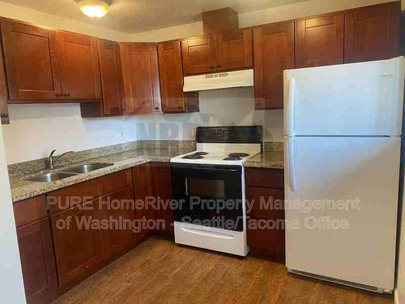 15501 Grant Ave Sw #1 - Photo 2 of 11