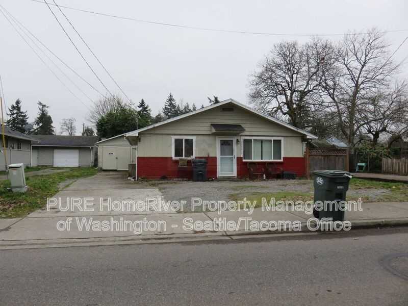 15301 Portland Ave Sw #B - Photo 2 of 15