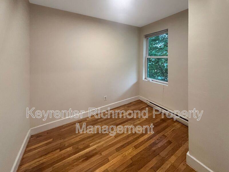 2807 Barton Ave #3 - Photo 5 of 10