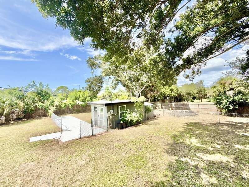812 Padua Ct - Photo 4 of 35