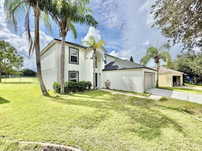 13046 Waterbourne Dr - Photo 4 of 50