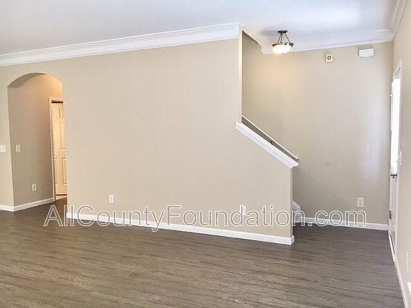 221 Meadow Wood Rd - Photo 2 of 10