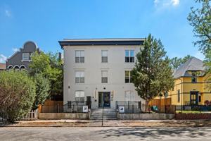 featured image of 1440 N Clarkson St