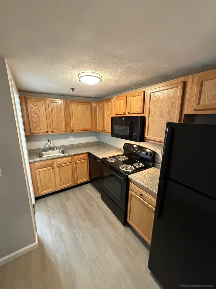 85 Broad St #216 - Photo 7 of 21