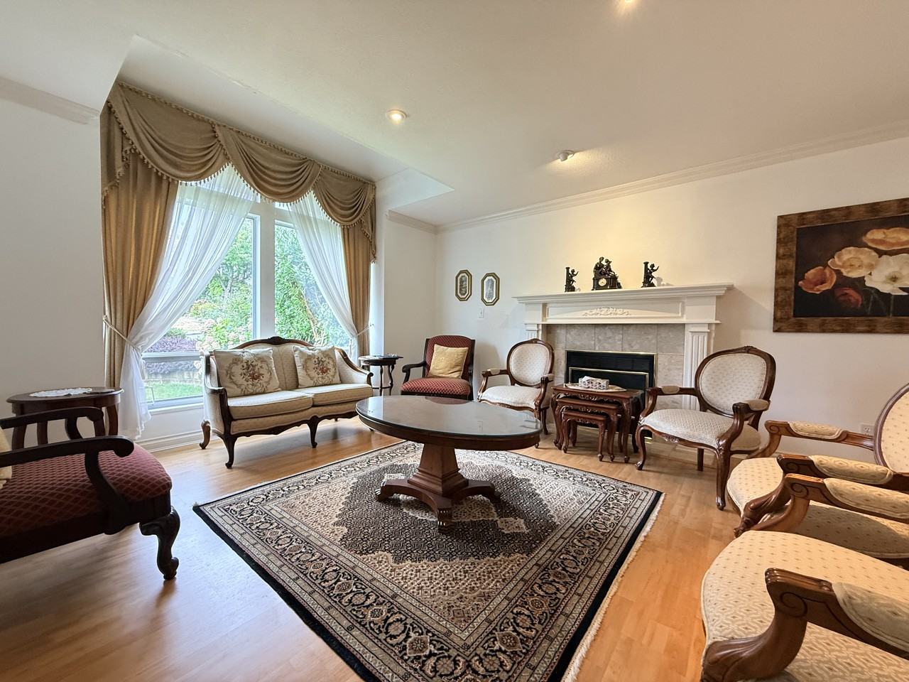 335 27th Street West - Photo 2 of 28