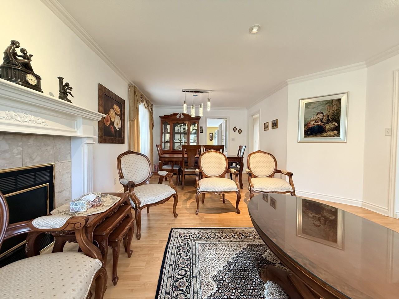 335 27th Street West - Photo 4 of 28