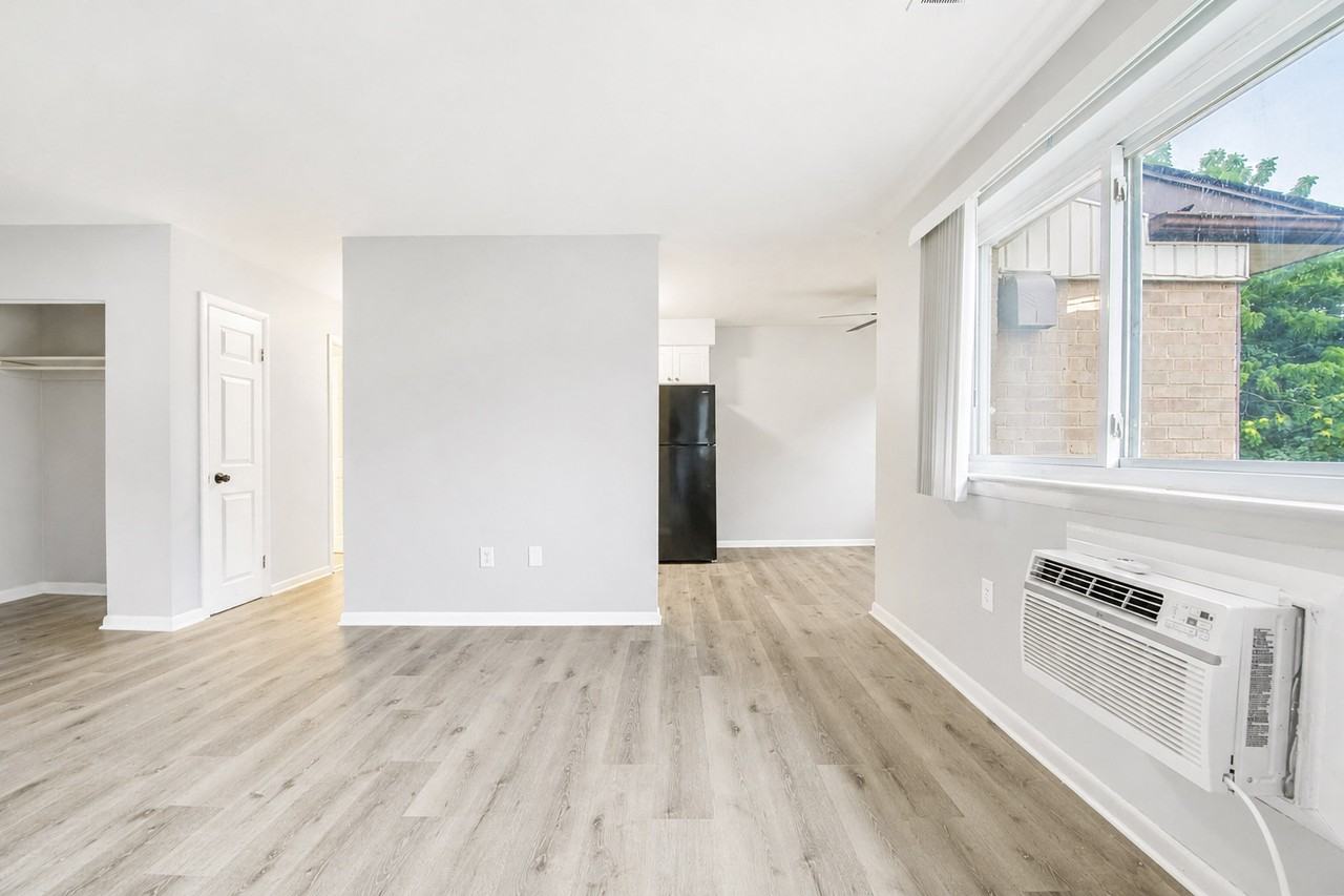 2600 - 2602 Jefferson Street - Photo 3 of 32