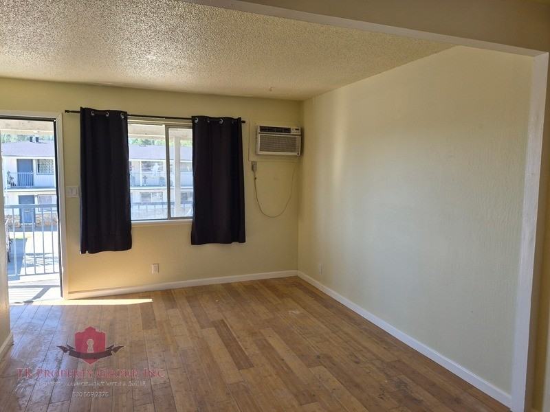 110 Dorsey Drive - Photo 3 of 10