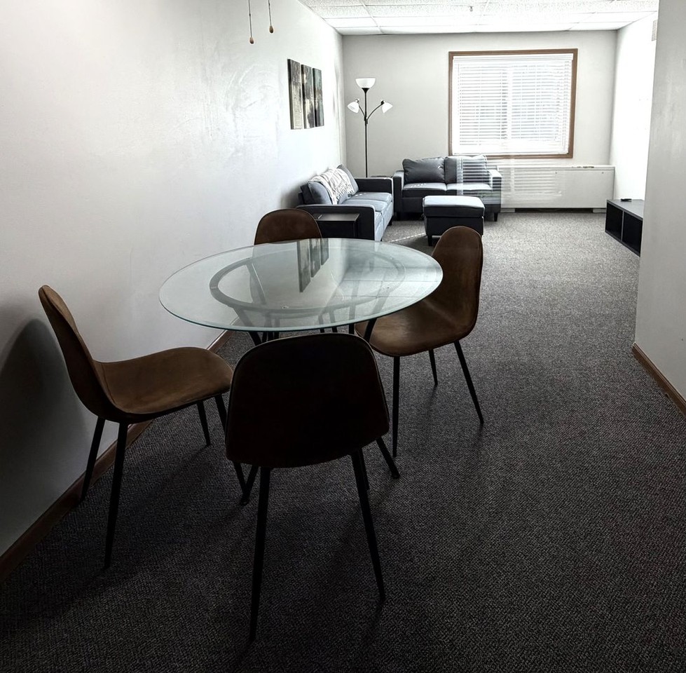 605 Chase Boulevard - Photo 5 of 15
