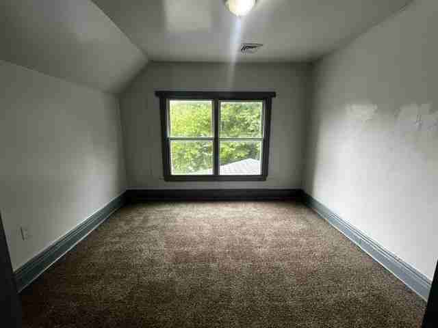 95 Carl Street - Photo 4 of 9