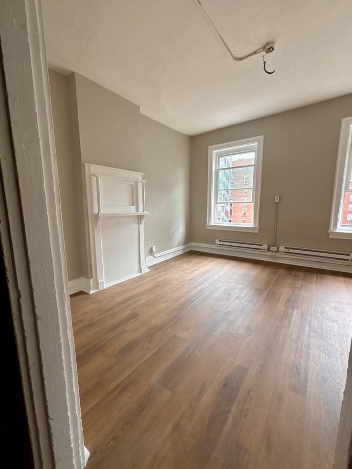 819 Main Street - Photo 5 of 11