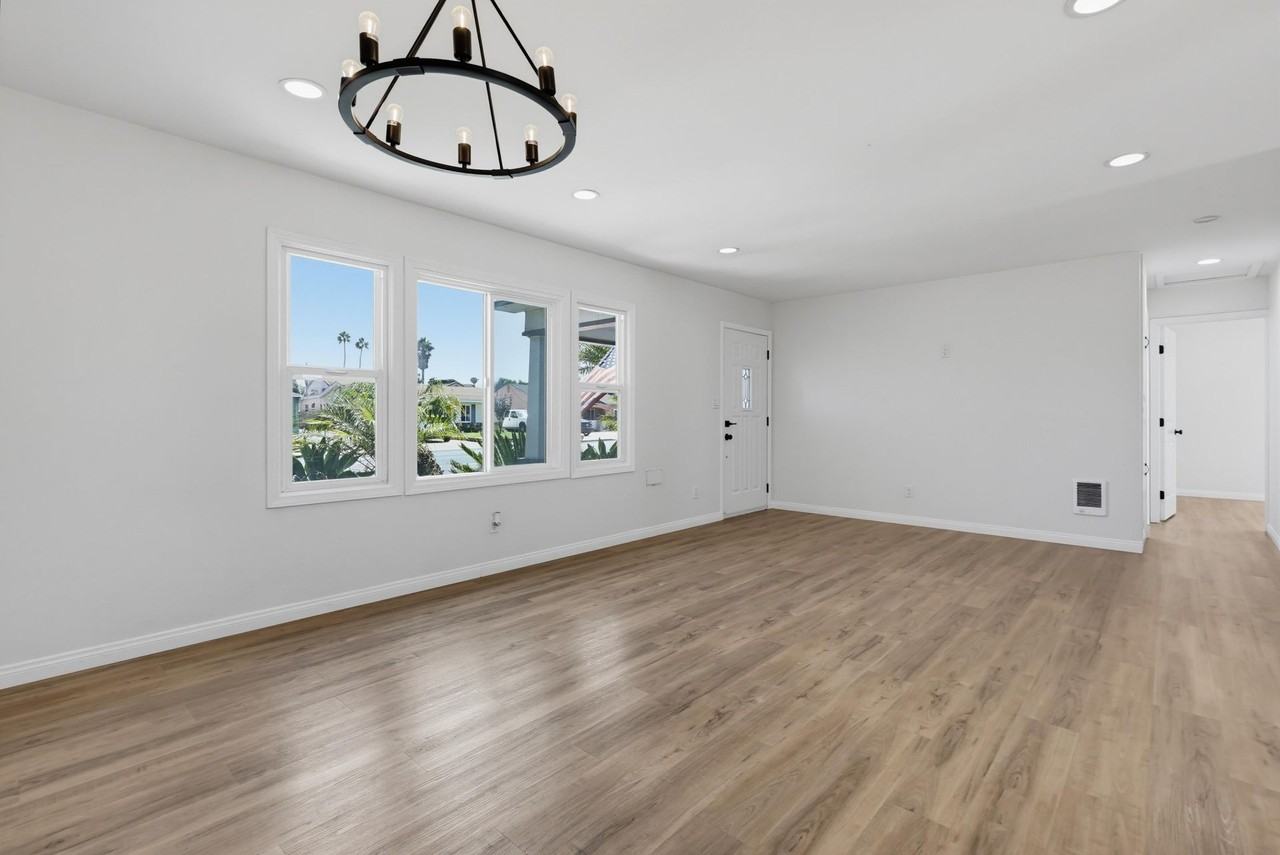 902 9th St. Imperial Beach - Photo 6 of 28