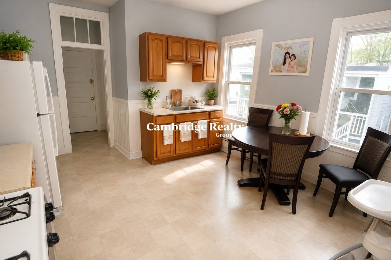 10 Brackett St #2T - Photo 2 of 8