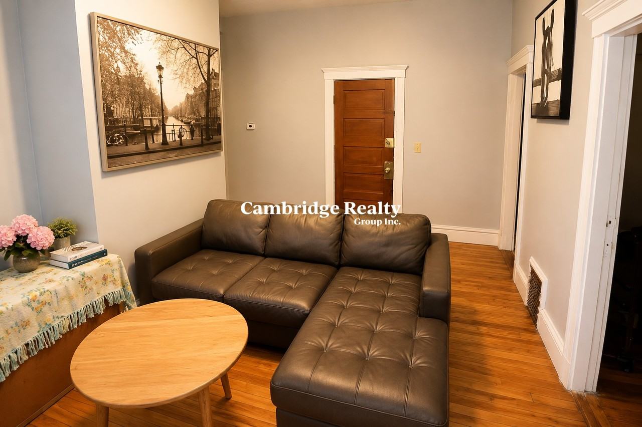 10 Brackett St #2T - Photo 3 of 8