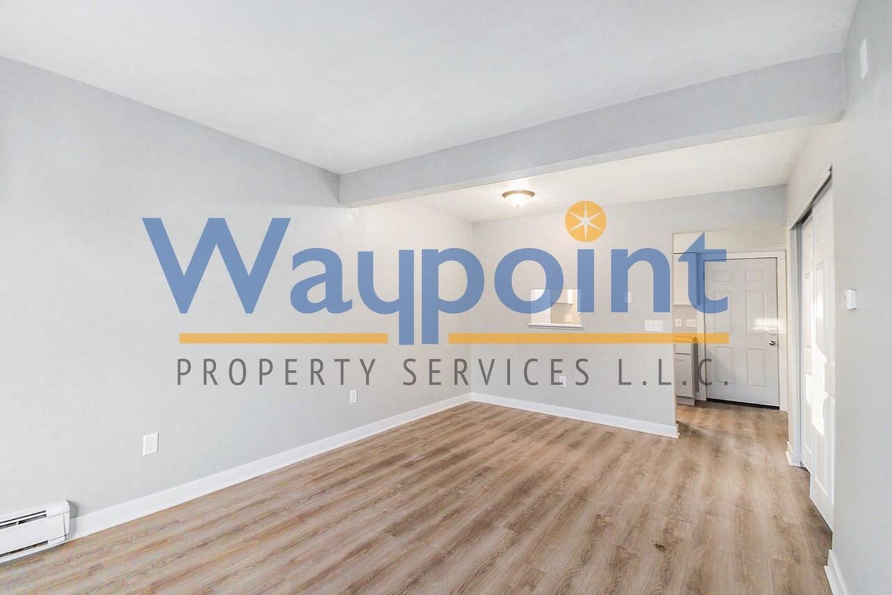 315 Smith Street - Photo 7 of 10