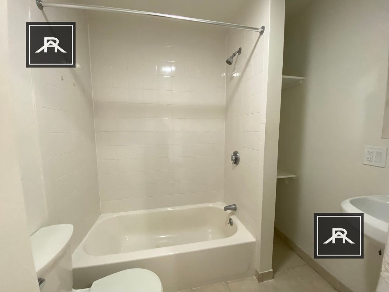 1220 Commonwealth Ave #2 - Photo 7 of 9