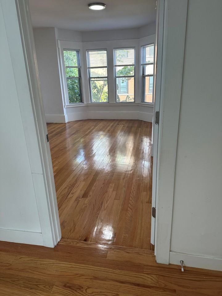 10 Greenville St #4 - Photo 6 of 9