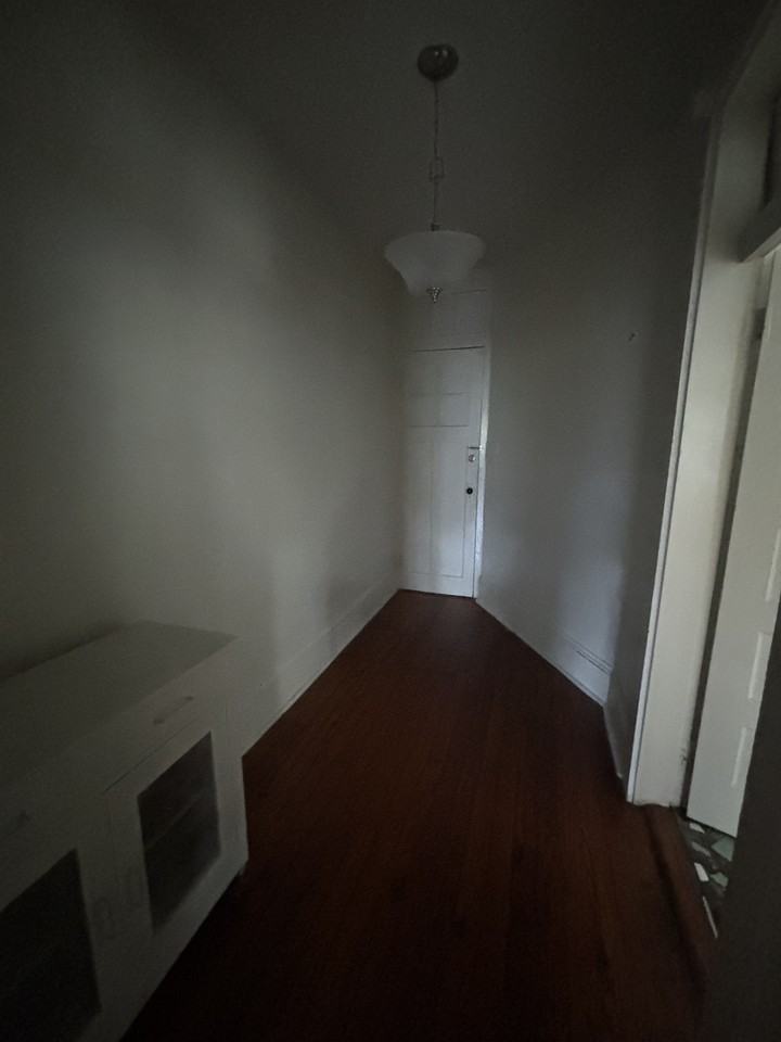 7824 Oak Street - Photo 3 of 5