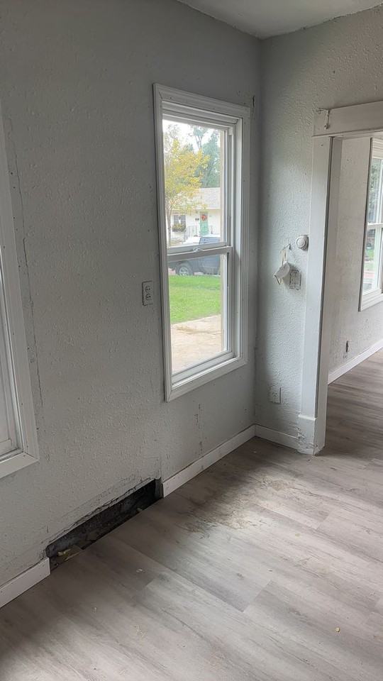 728 N Blauvelt Ave - Photo 6 of 8