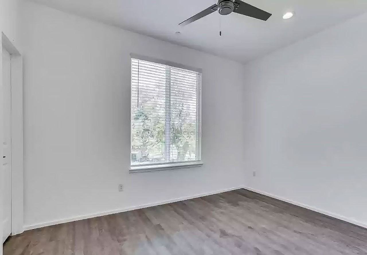 ONE MONTH FREE + $500 DEPOSIT! * Move in Ready! - Photo 6 of 18
