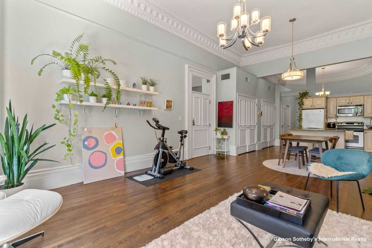 530 Massachusetts Ave #1A - Photo 3 of 29