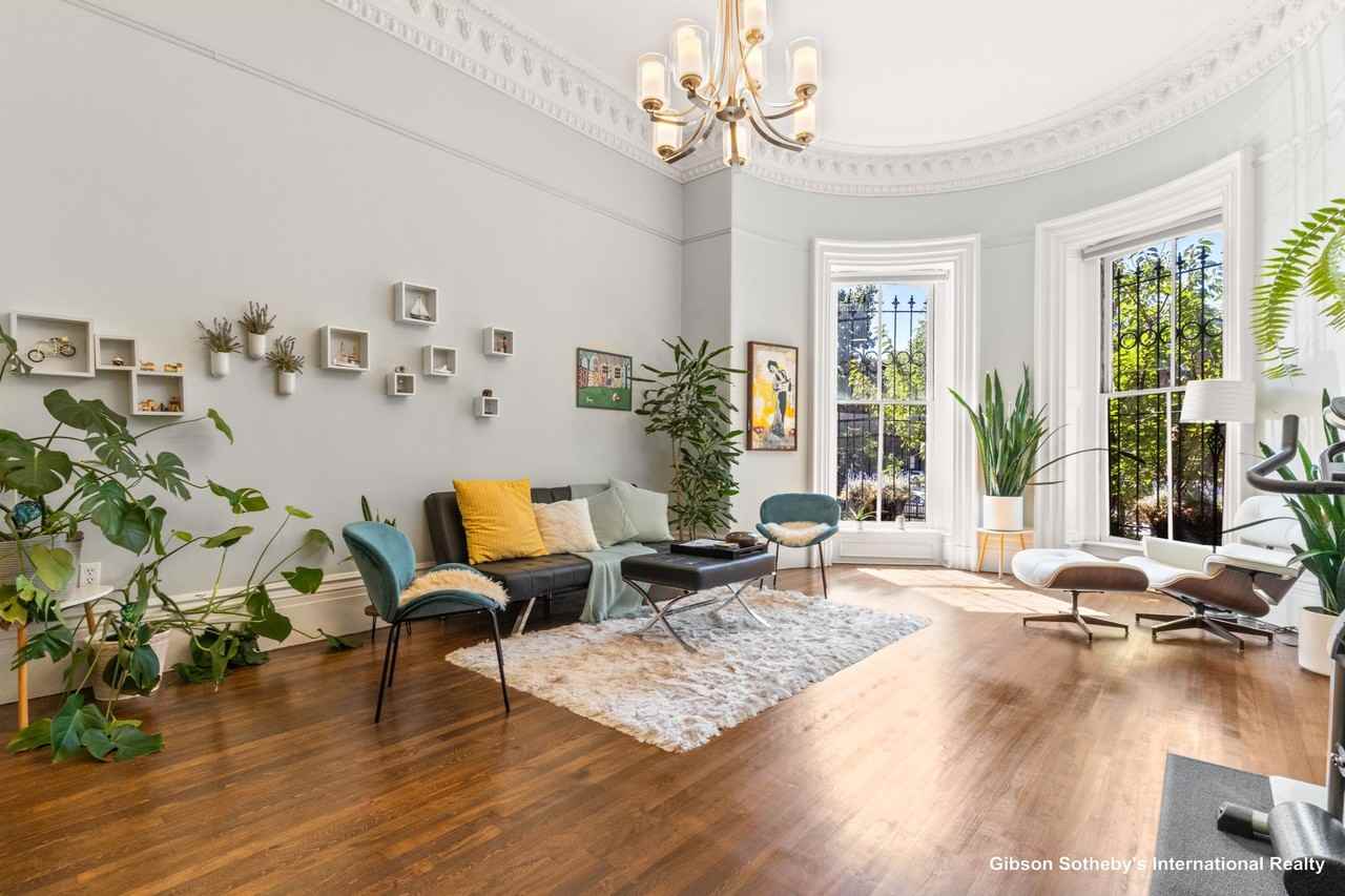 530 Massachusetts Ave #1A - Photo 4 of 29